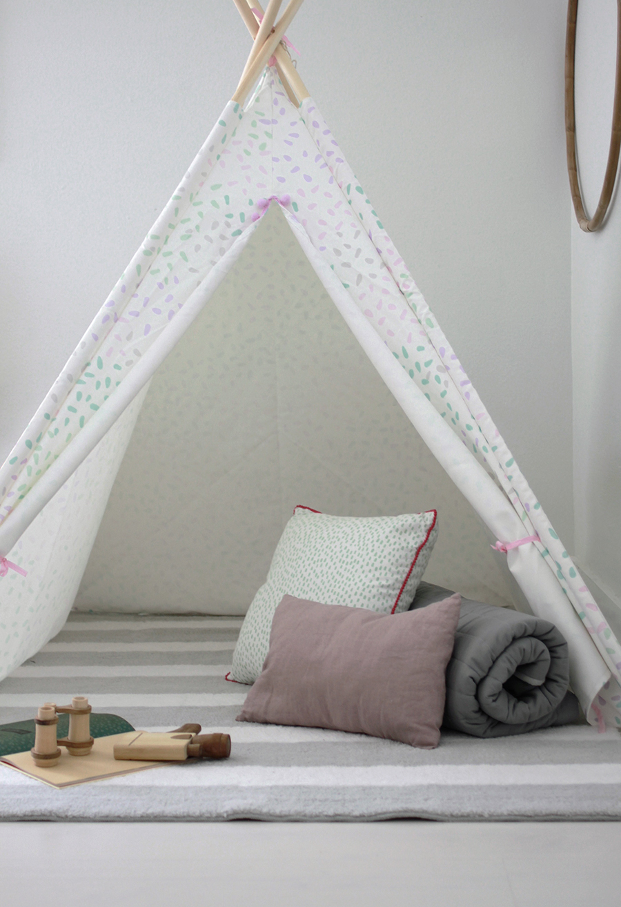 Kids Tent: Teepee and Play Area Decor 1 27918854656 15270fa44a o 1