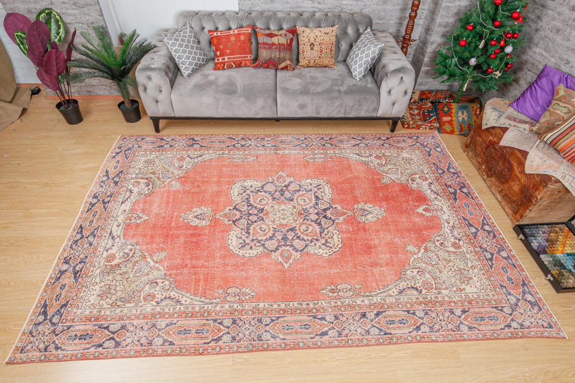 Picking a Farmhouse Outdoor Rug – Hallstrom Home