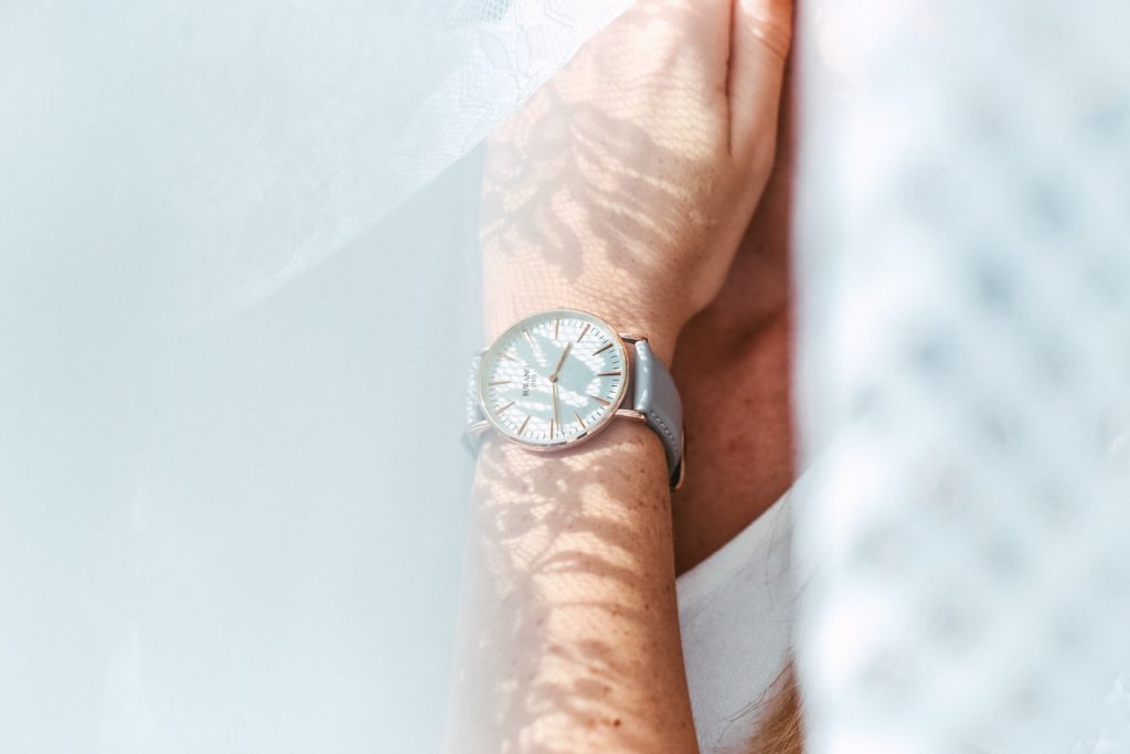 15 Best Women’s Watches Under $100 for Any Occasion 46 photo 1560158623 9669b8879c8e