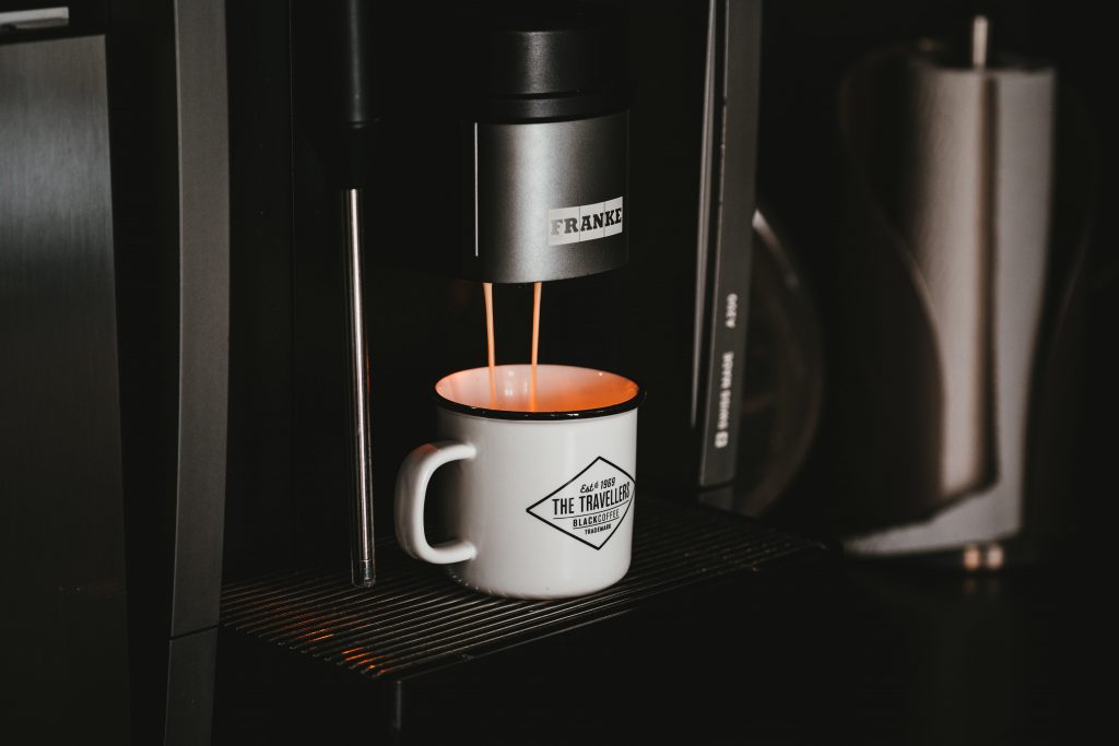 10 Absolutely Best Espresso Machines Under 200 1 julian hochgesang rFuKrJJ9oBk unsplash