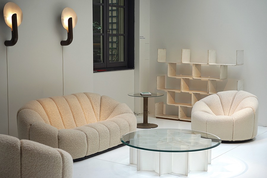 AMM blog | Pierre Paulin's Elysee chairs